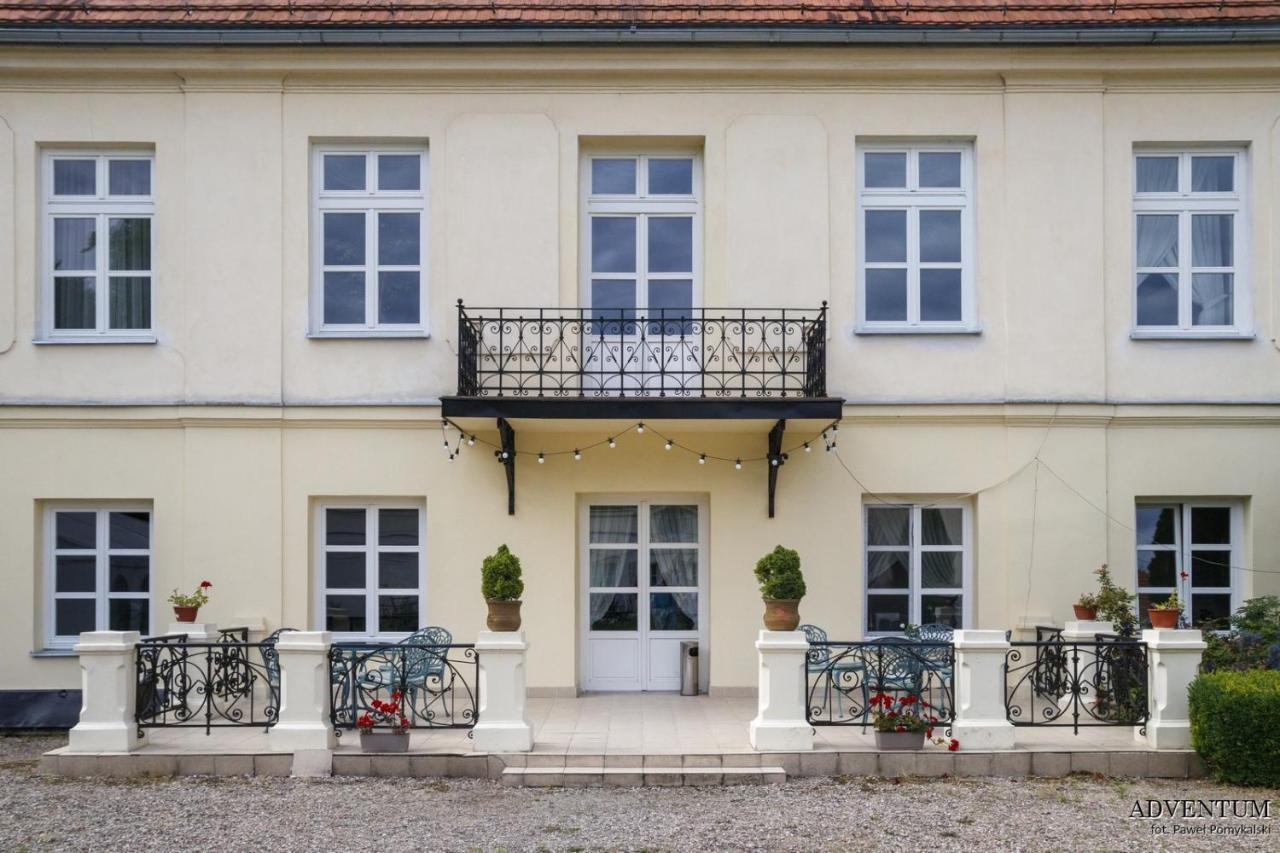 Palac Pod Kampinosem - Blisko Warszawy Leszno  Exterior photo